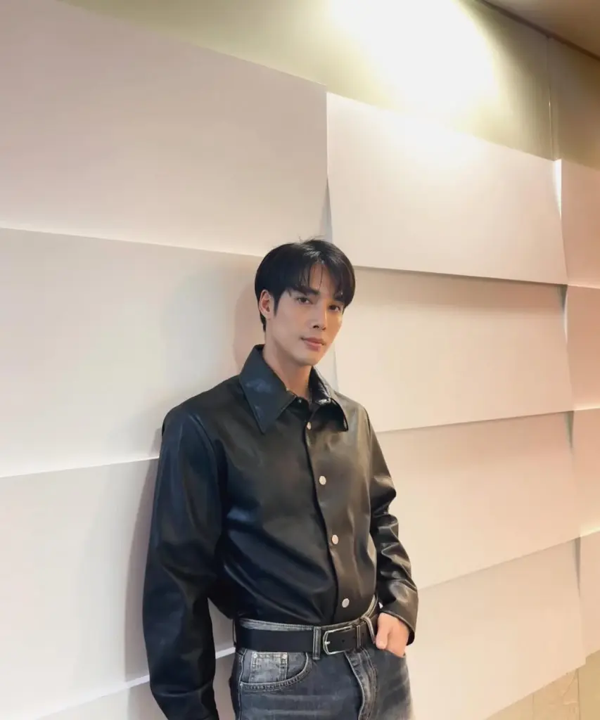 “เด่นคุณ งามเนตร” กลับบ้านเกิด พาคุณยายตะลอนเที่ยว แฟน ๆ แห่ชม