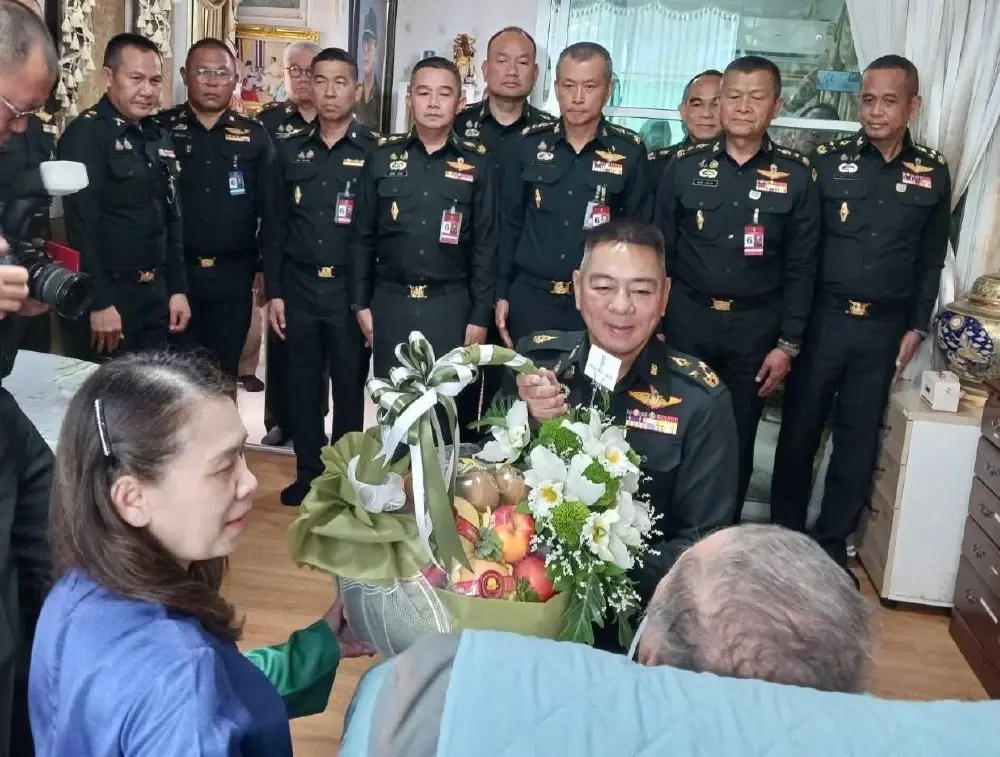 ภาพล่าสุด "บิ๊กจิ๋ว" พล.อ.ชวลิต ยงใจยุทธ ในวันเกิดวัย 94 ปี