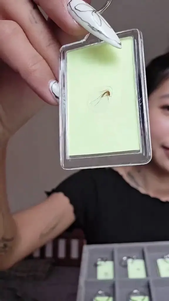 จากยุงสู่เงิน สาวนักครีเอทีฟ “ยุงฟอร์มไทยแลนด์” ต่างชาติแห่ซื้อ