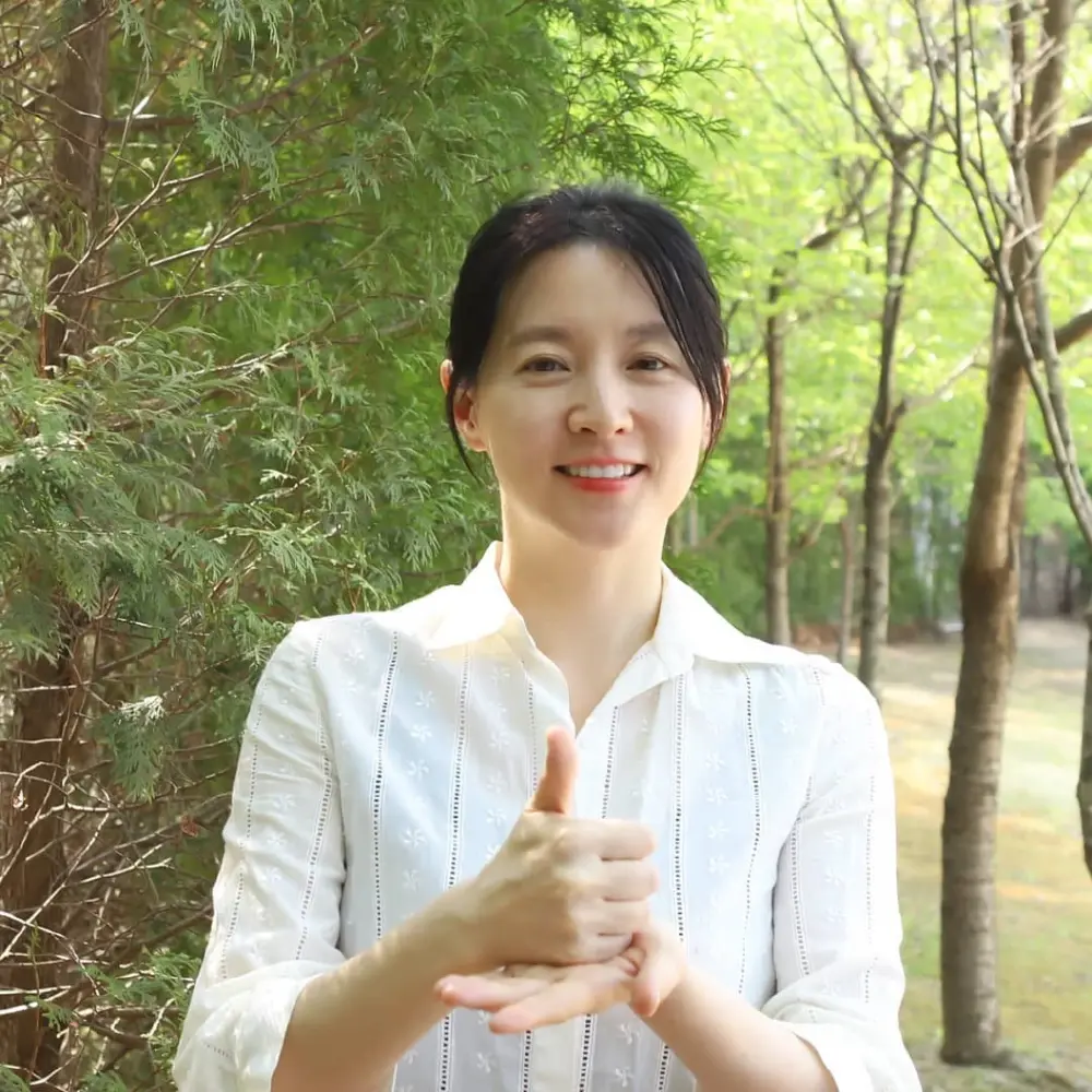 “ลียองเอ” วัย 54 ปี สวยไม่เปลี่ยน แฟนๆ แห่ทักเหมือนสมัยแดจังกึม