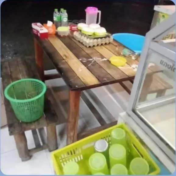 ร้านข้าวแกงภูเก็ตเปิดวงจรปิดวอนพ่อแม่อบรม 2 เด็กชายบุกรื้อร้าน