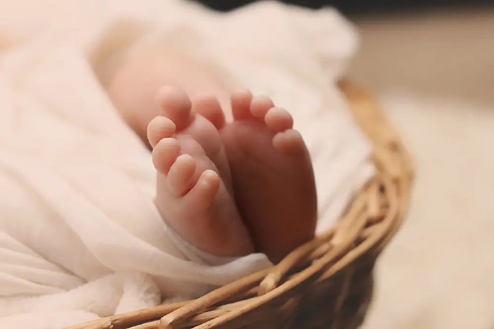 พ่อแม่มือใหม่เลี้ยงลูกตาม AI 1 เดือนผ่านไป ผลลัพธ์ ทำหมอยังตกใจ