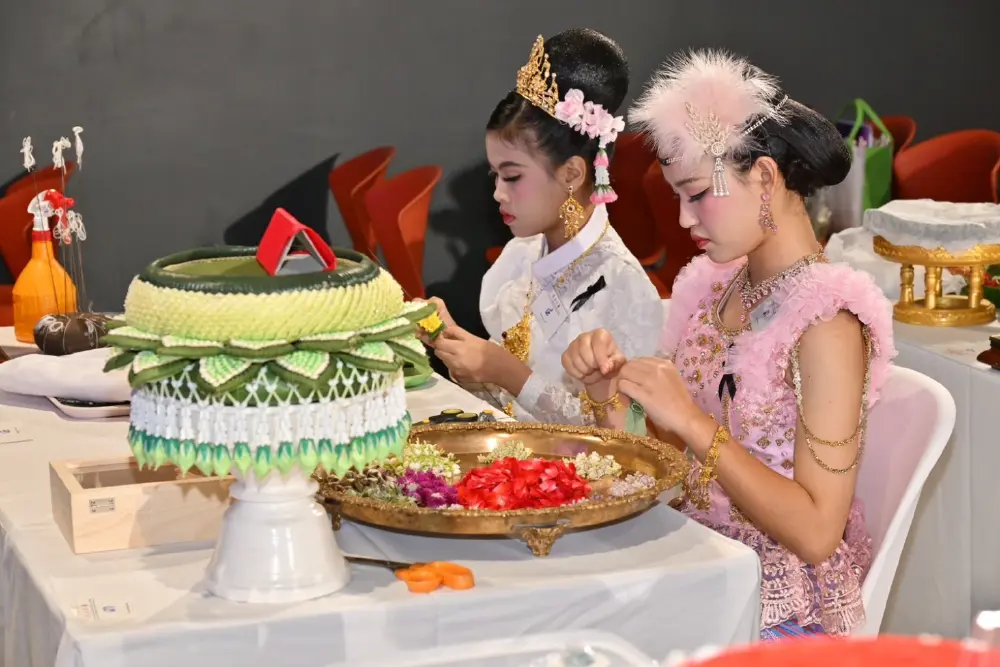 4 หน่วยงาน เฟ้นหา เยาวสตรีไทยดีเด่น รับพระราชทานรางวัลจากพระหัตถ์พระราชินีฯ
