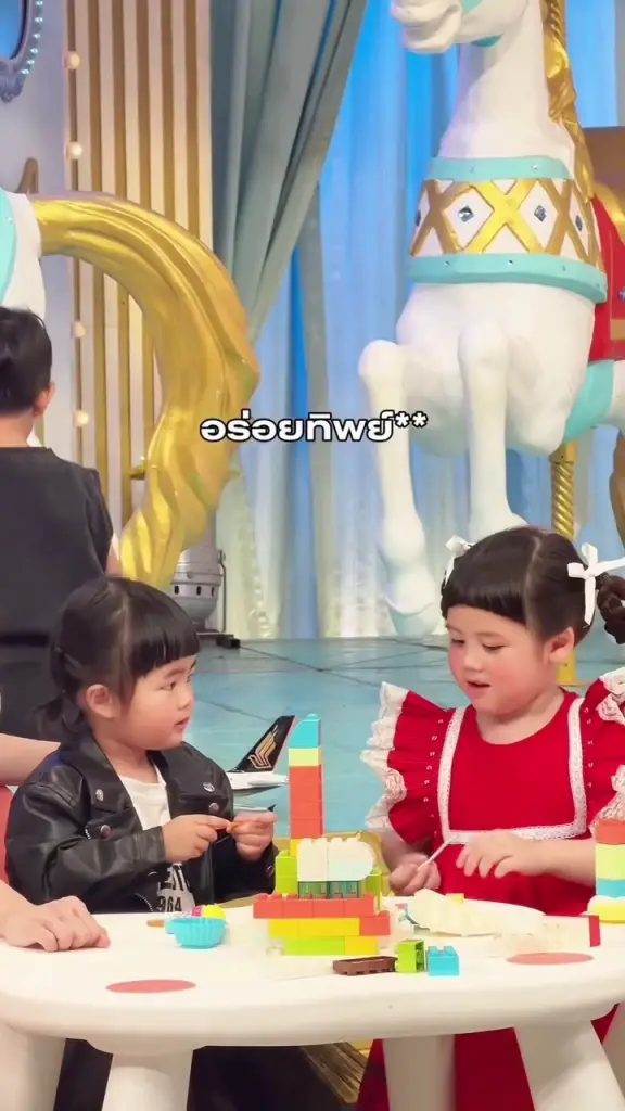 ลูกสาวก้อย รัชวิน ออกอาการคลั่งรัก "น้องแอบิเกล" ยิ้มแป้นแก้มปริ