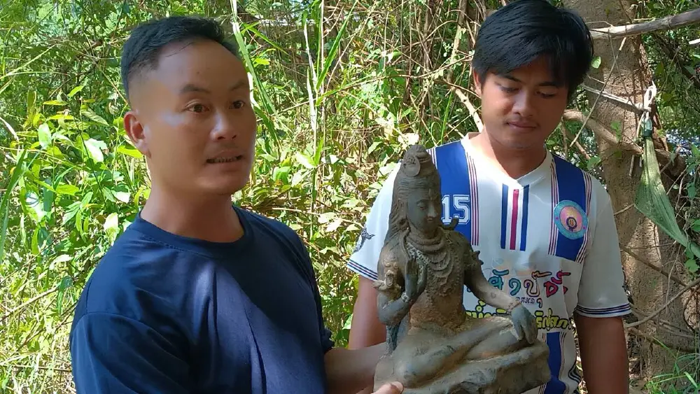 ปาฏิหาริย์สาธุ! เบ็ดเกี่ยวพระศิวะลอยทวนน้ำ ฟ้าพิโรธมืดครึ้มฉับพลัน
