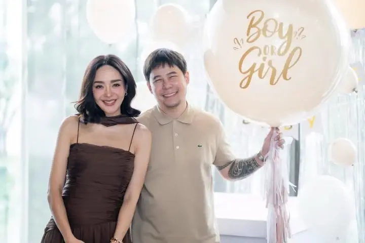 คุณแม่ป้ายแดง! "ปุยฝ้าย ณัฎฐพัชร์" ต้อนรับลูกสาวคนแรก