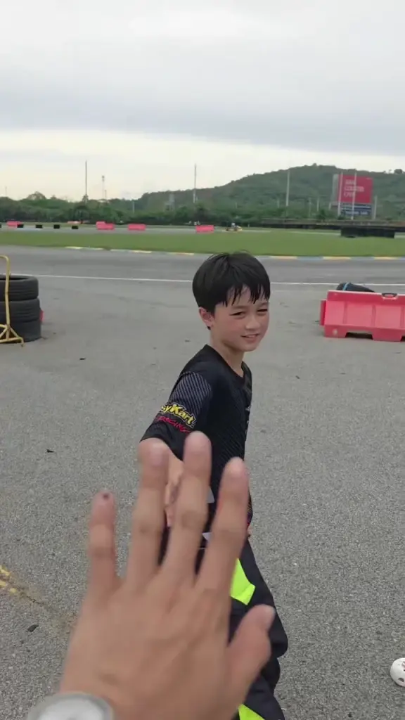 ไม่คิดว่าจะมาสายนี้  "ลูกชายชมพู่ อารยา" เผยโฉมลุคล่าสุด