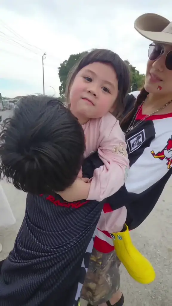 ไม่คิดว่าจะมาสายนี้  "ลูกชายชมพู่ อารยา" เผยโฉมลุคล่าสุด