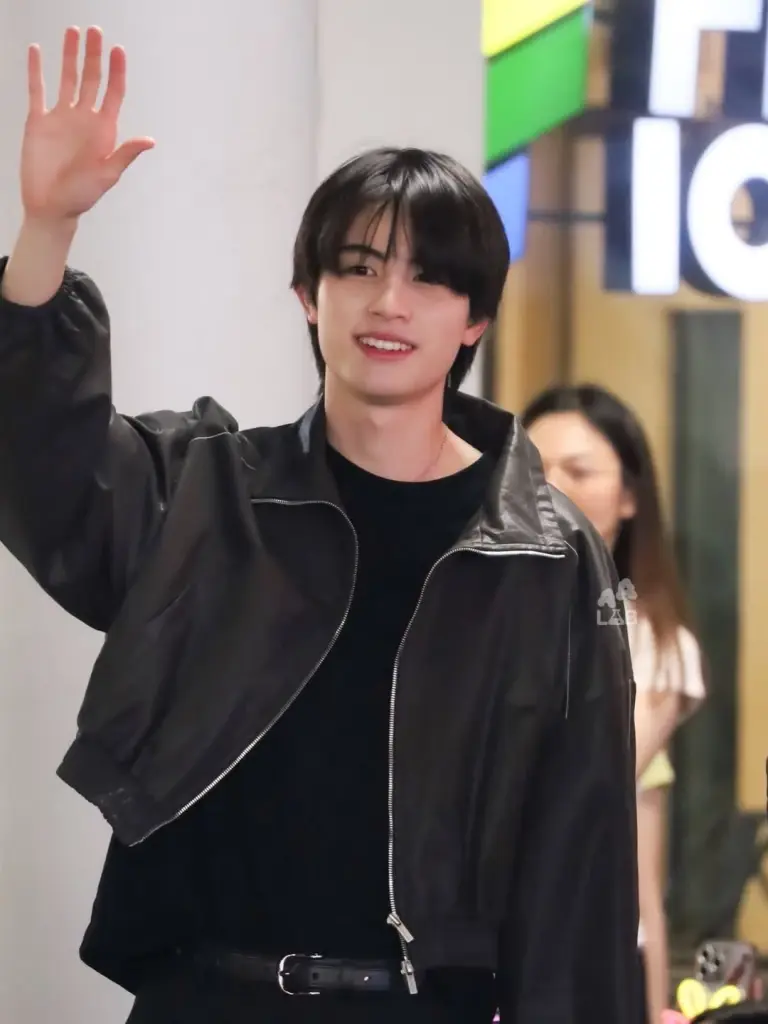 เปิดตัวหลานชาย "โทนี่ รากแก่น" แท้จริงคือนักร้องวงดัง