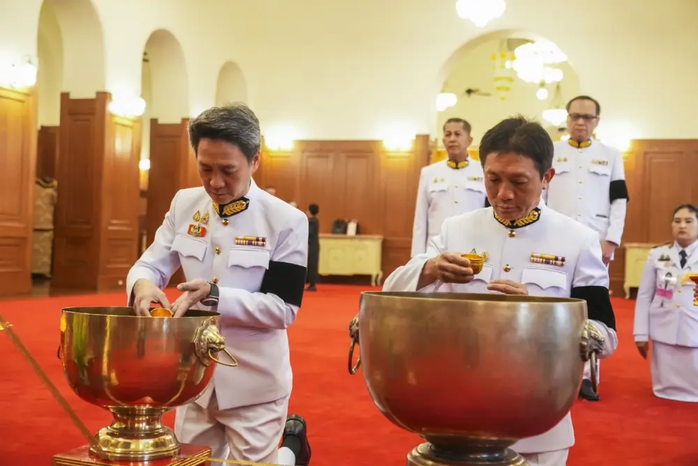 เอไอเอส ร่วมแสดงความอาลัย นำคณะผู้บริหารเข้าถวายน้ำสรงพระศพ เจ้าฟ้าพัชรกิติยาภาฯ