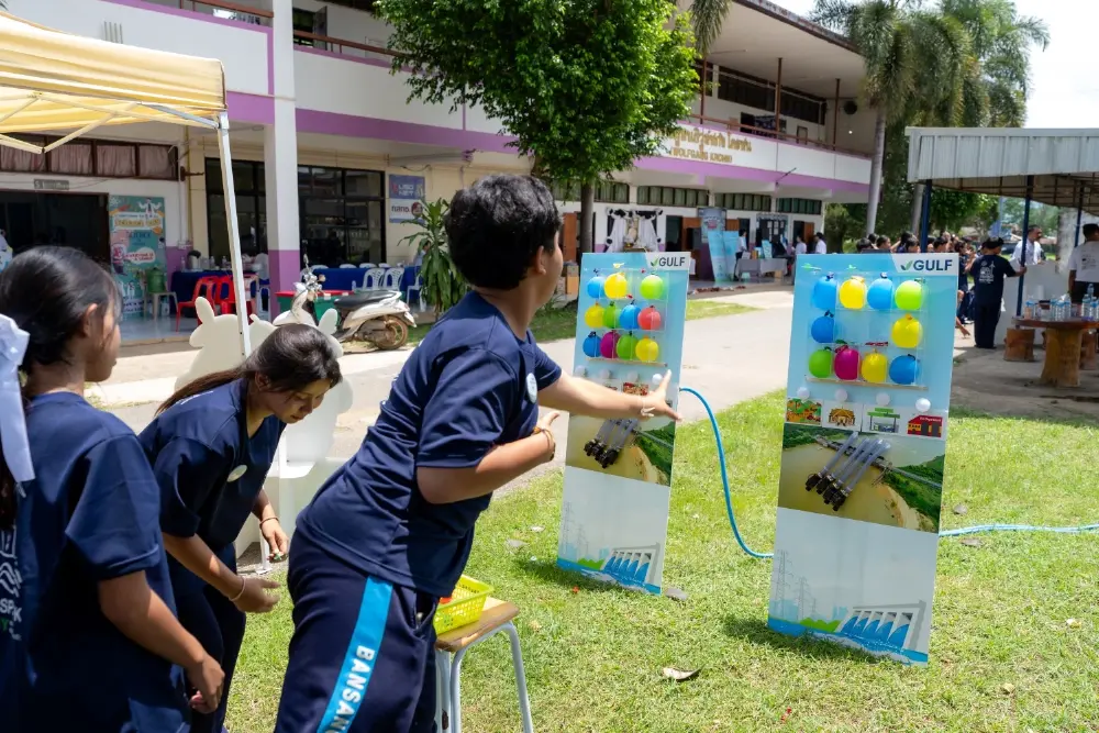 "GULF Sparks Energy ชวนน้องท่องโลกพลังงาน ปี 3" เติมความรู้เรื่องแหล่งผลิตไฟฟ้าใกล้ตัว