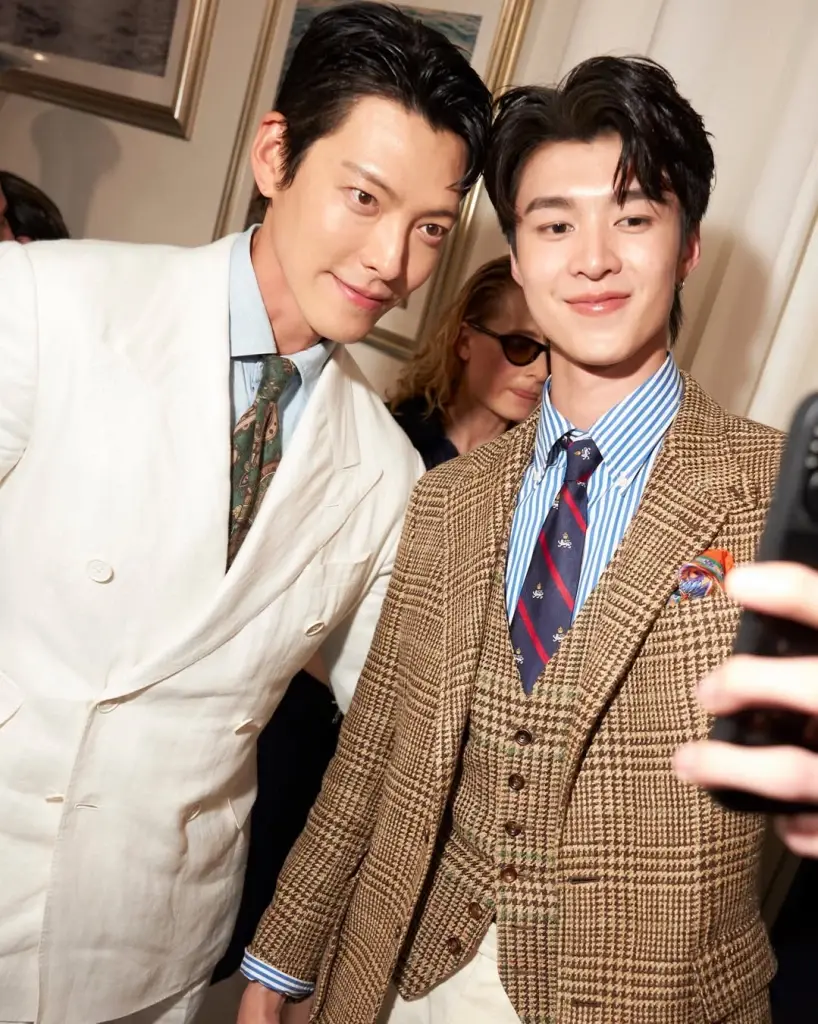 หล่อสร้างเรื่อง นักแสดงไทยเฉิดฉายงานแฟชั่น ประกบไหล่คิมอูบิน 