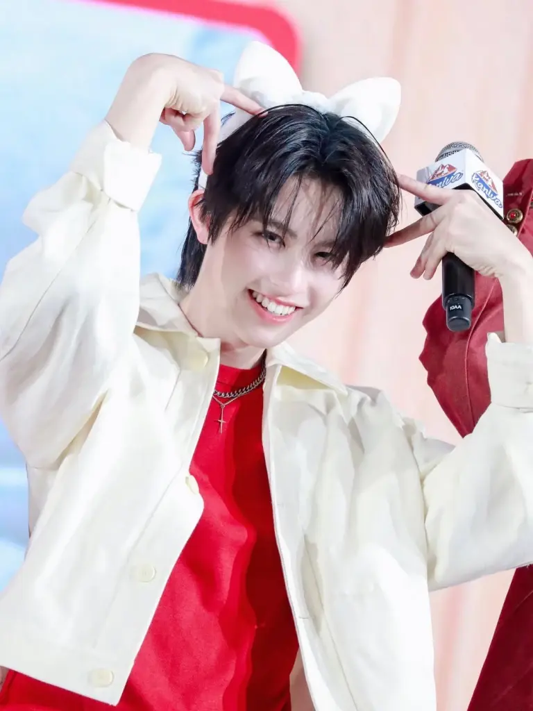 เปิดตัวหลานชาย "โทนี่ รากแก่น" แท้จริงคือนักร้องวงดัง