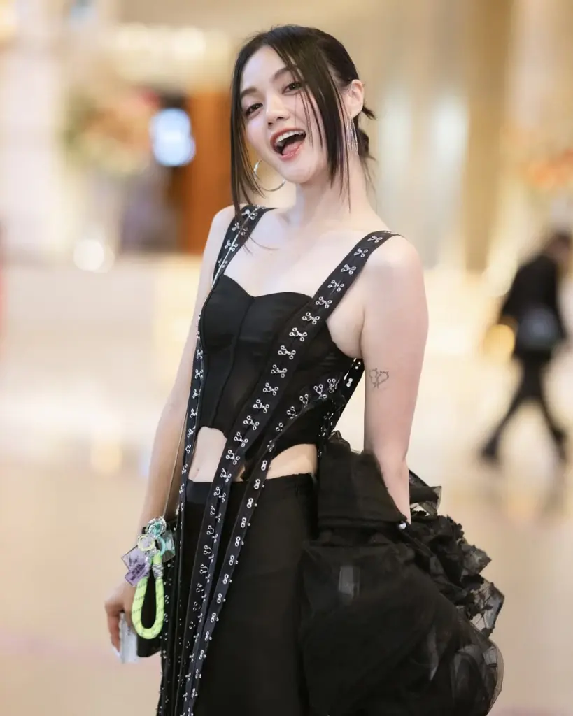 เปิดวาร์ป นักแสดงสิ่งเล็กๆ ที่เรียกว่ารัก ปัจจุบันสวยสะกดตา
