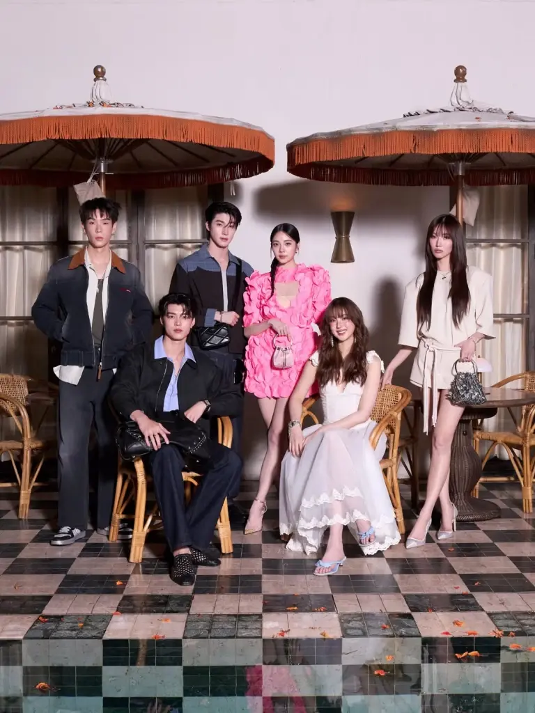 เฟรมทองคำ! "ต้าเหนิง-เจเจ" โคจรร่วมเฟรมทำงานสุดคูลในอีเวนต์