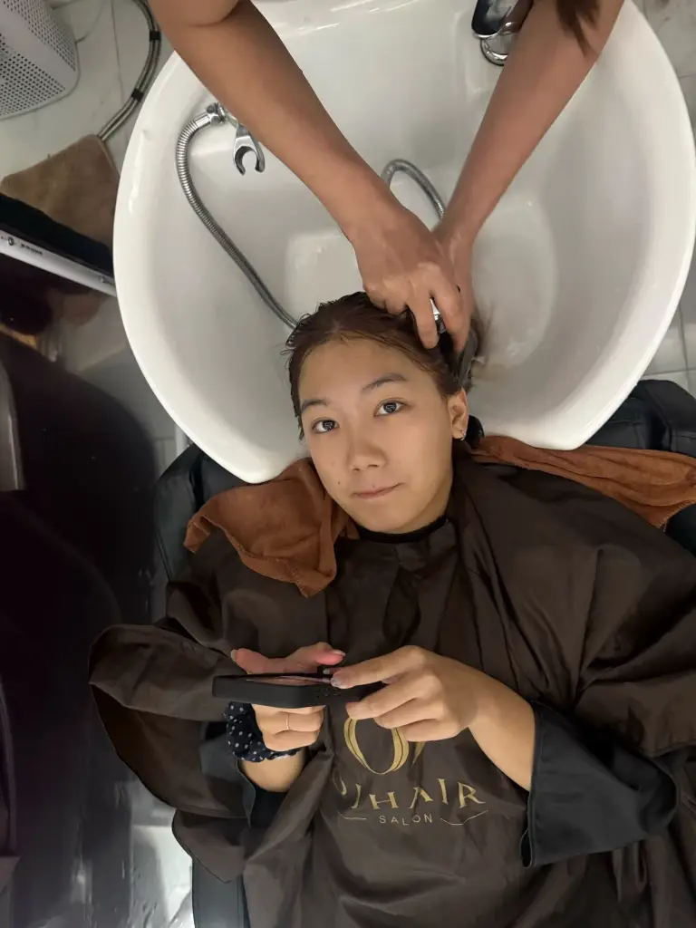 ส่องลุคใหม่ "น้องวันใหม่" โตเป็นสาวแล้ว "บอย ปกรณ์" พาทำสีผมใหม่