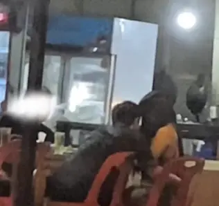 สาวพูดไม่ออก ขับรถออกไปตามแฟน แต่เจอภาพสุดช้ำไม่มีวันลืม