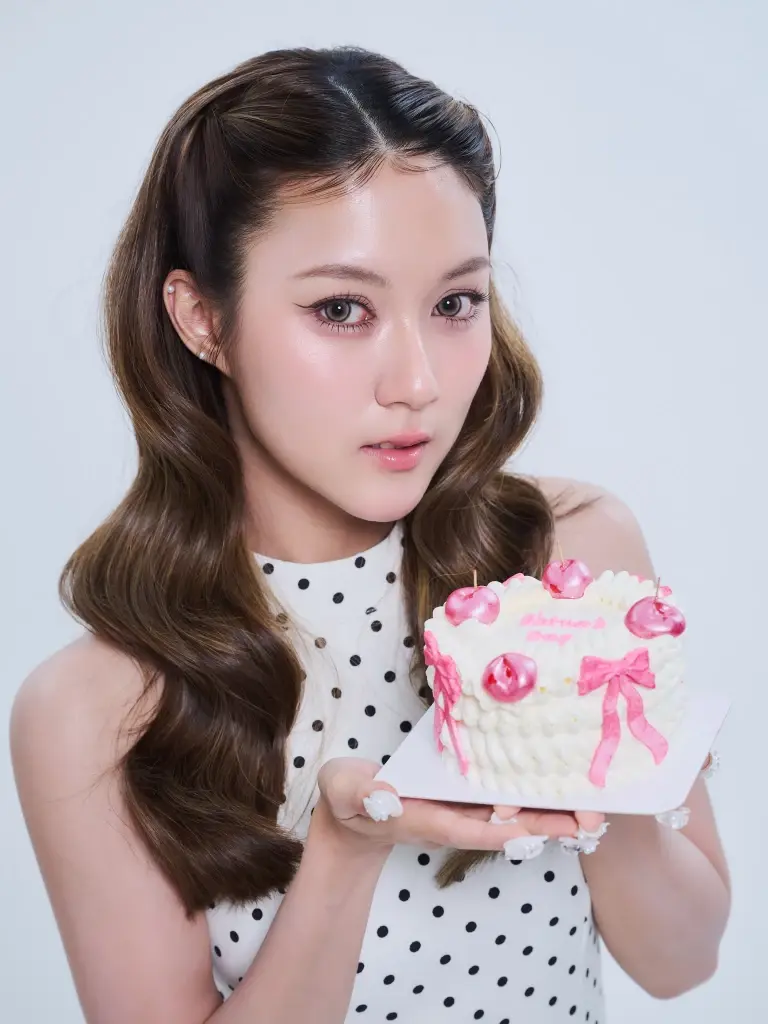 จำได้ไหม? ดาราเด็กโฆษณาในตำนาน ล่าสุดปล่อยภาพฉลองวัย 21 ปี