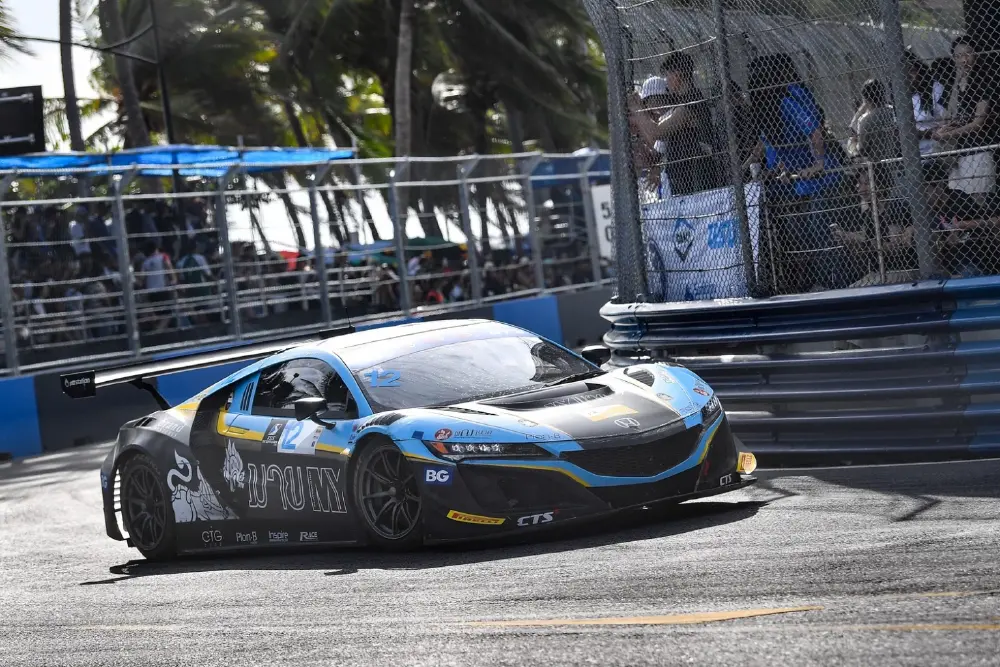 "ต๊อด ปิติ" ซิ่ง Honda NSX  GT3 แซงท้ายเกม! สิงห์ มอเตอร์สปอร์ตฯ เหมาชัย GT3 ศึกบางแสน