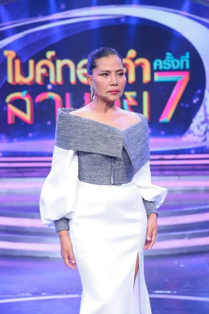 ส่งกำลังใจ "สุนารี ราชสีมา" ปวดท้องหนัก หามส่งโรงพยาบาลด่วน