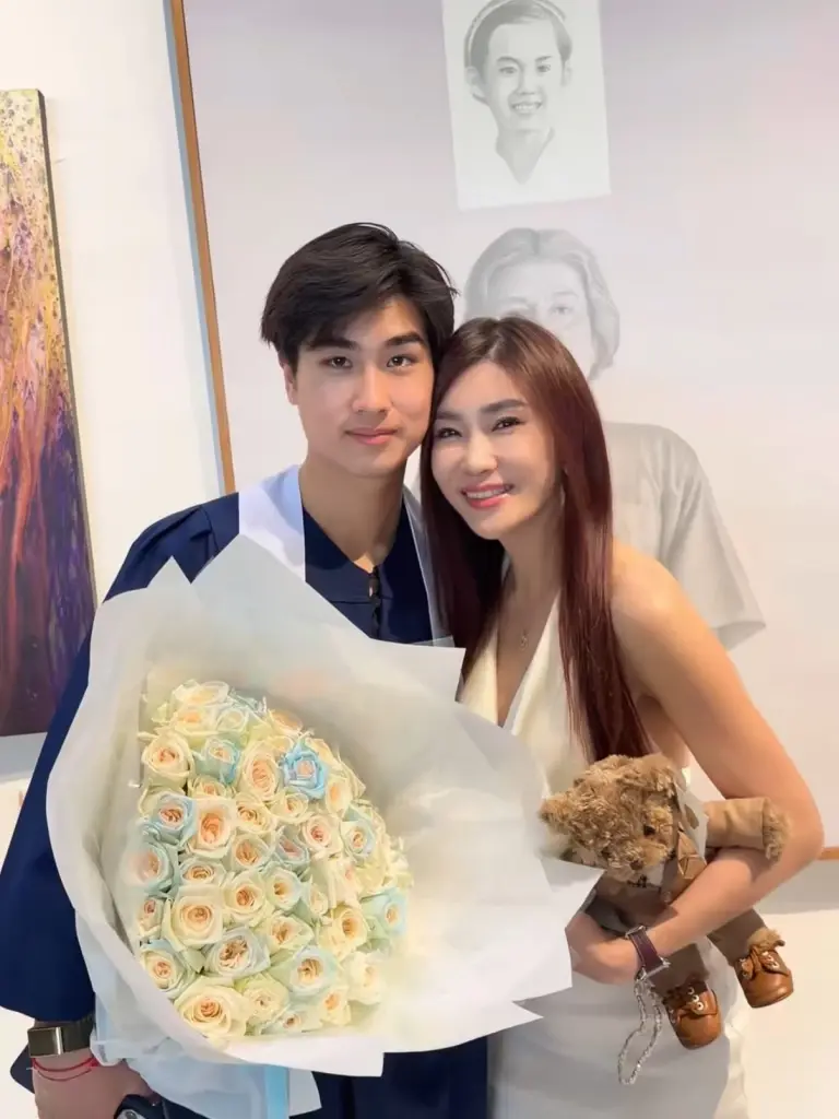 แห่ซูมตาแตก "โรเตอร์ ทองเจือ" เรียนจบไฮสคูล แต่คนหลุดโฟกัส
