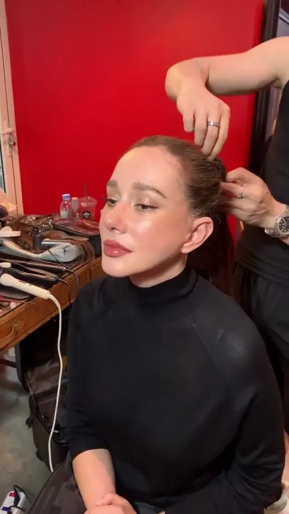 ส่องลุคใหม่ "เยลหลี แมคอินทอช" สวยละมุน ล่าสุดแทบจำไม่ได้ 