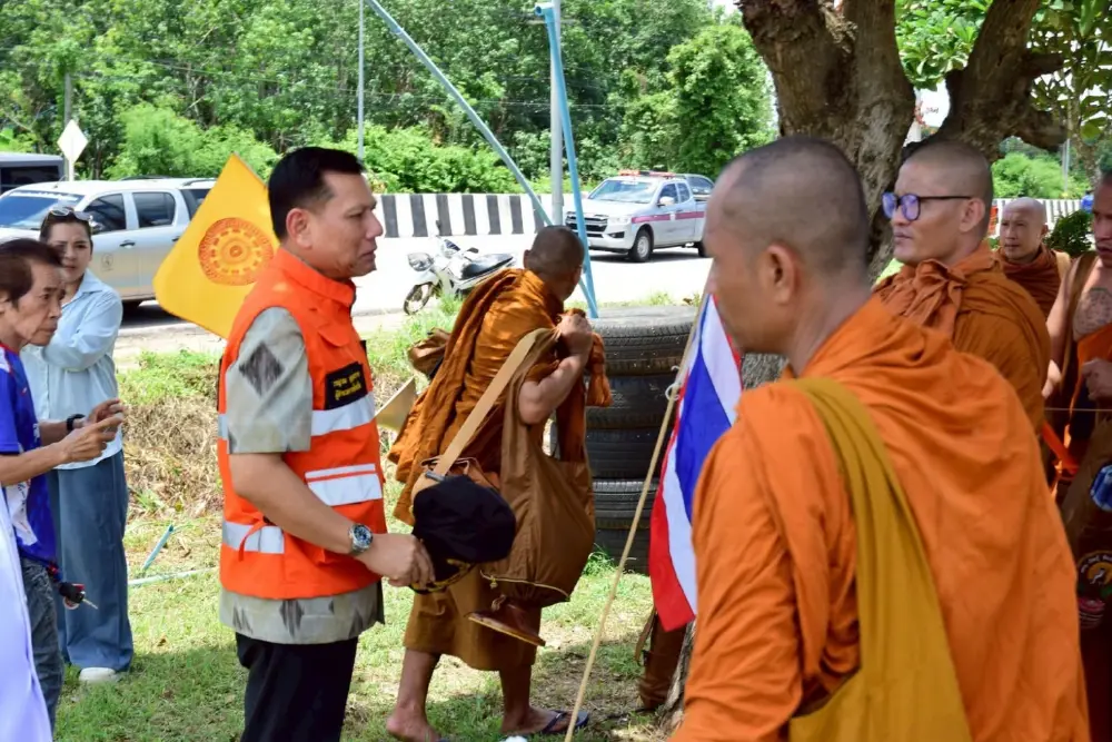 สลดใจ เผยรายชื่อ พระบาดเจ็บ-มรณภาพ เหตุรถกระบะพุ่งชนขบวนธุดงค์