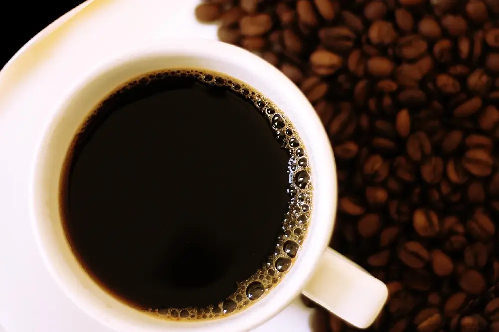 ชายวัย 60 ดื่มกาแฟทุกวัน 6 เดือนผ่านไป ผลที่ออกมา หมอยังกุมขมับ