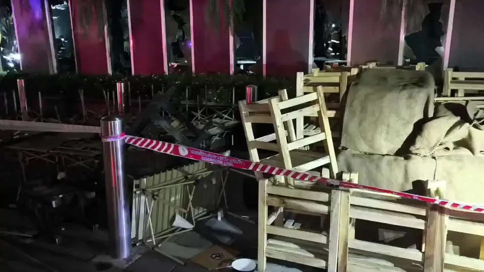 คิดว่ามีน้ำจะรอด? เผยความจริงข้อห้ามหนีไฟไหม้เข้าห้องน้ำ