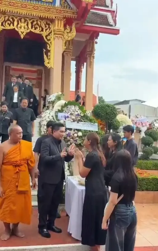 เปิดคำพูด "ครูทราย" ลาสามีครั้งสุดท้าย ก่อนวูบคล้ายจะเป็นลม
