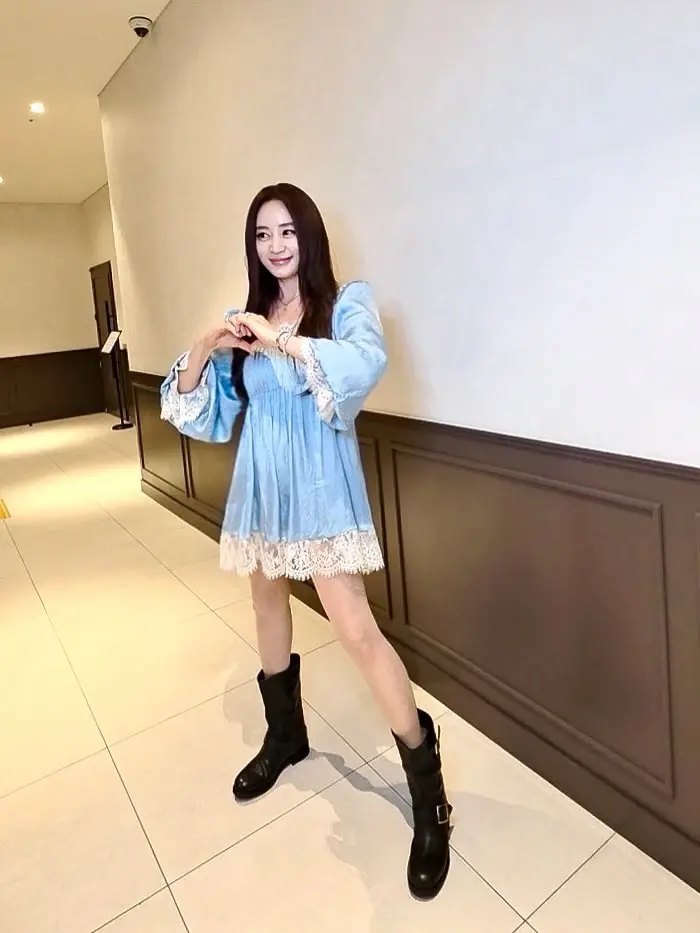 ลุคนี้สวยลืมอายุ  "คิมฮเยซู"   ภาพล่าสุด วัย 56 ปี แทบไม่เชื่อสายตา