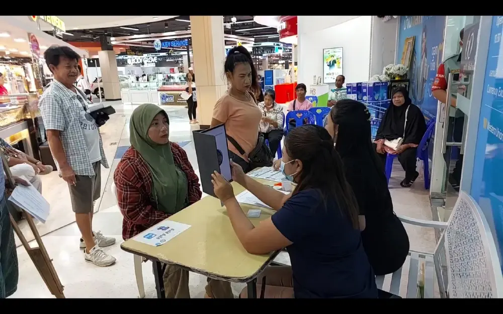 ชาวกระบี่ชวดสิทธิ์บัตรคนจน เหตุชื่อโผล่เป็นเจ้าของรถ ทั้งที่ไม่เคยซื้อ