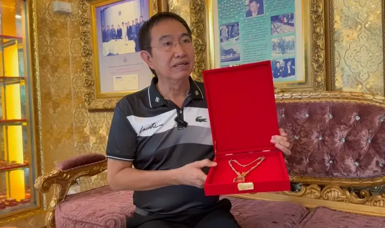 ฮือฮา นายพลตำรวจ ยอมปล่อยพระสมเด็จเนื้อทองคำ แค่ 300 ล้าน