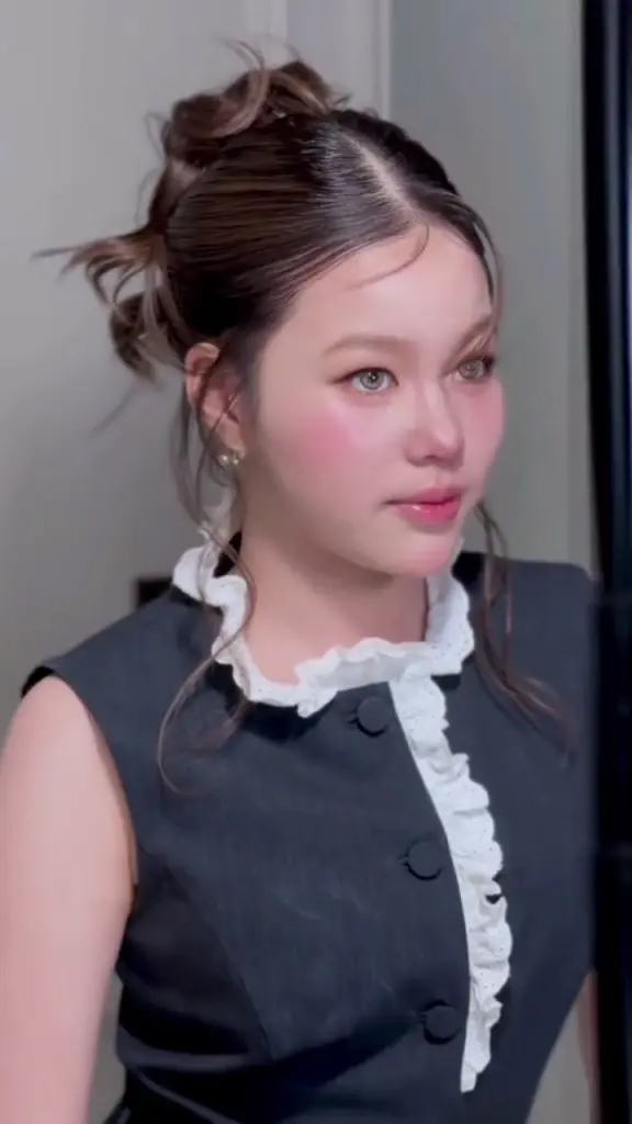 "น้องณิริน" สลัดลุคเด็กน้อย โตเป็นสาวฉายแววซุปตาร์ตามรอยแม่