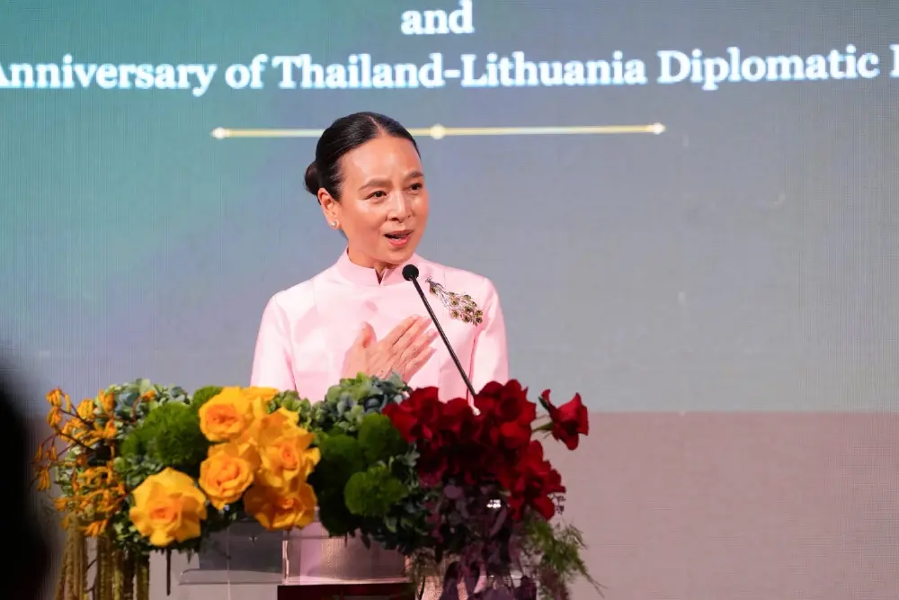 เฉลิมฉลองวันครบรอบ 108 ปี การสถาปนาอิสรภาพ  และครบรอบ 36 ปี แห่งการฟื้นฟูเอกราชสาธารณรัฐลิทัวเนีย