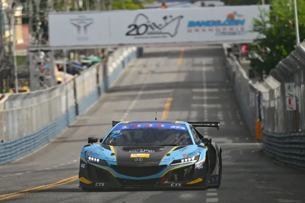 "ต๊อด ปิติ" ซิ่ง Honda NSX  GT3 แซงท้ายเกม! สิงห์ มอเตอร์สปอร์ตฯ เหมาชัย GT3 ศึกบางแสน