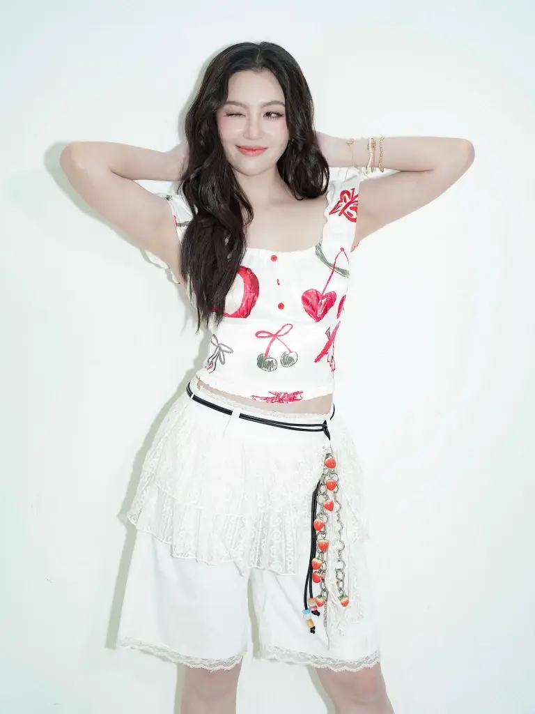 สนิทแน่นแฟ้น นางเอกสาวซุปตาร์ จัดหนักเปย์ของหรูให้ ก้อง ห้วยไร่