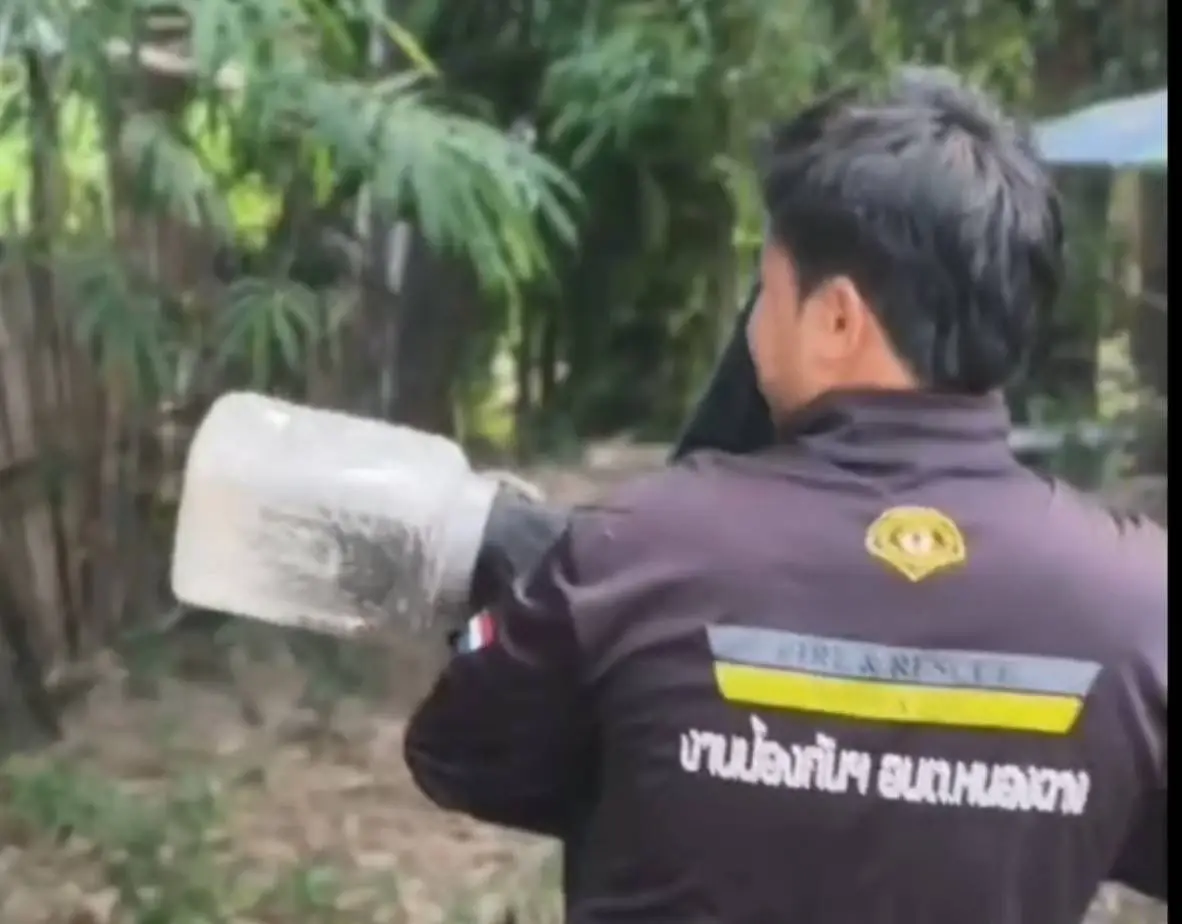 นาทีชีวิต! ล้อมจับสุนัขหัวติดกระป๋อง วิ่งร้องขอความช่วยเหลือนาน 2 วัน 