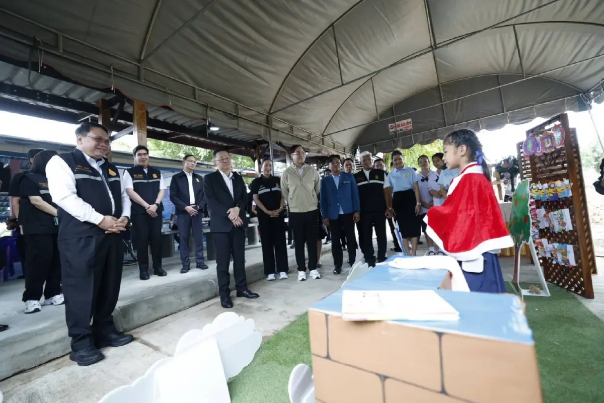 ศธ. พร้อม สพฐ. ลงพื้นที่กาญจนบุรี เดินหน้าแก้หนี้ครู-ผลักดันโรงเรียนคุณภาพ