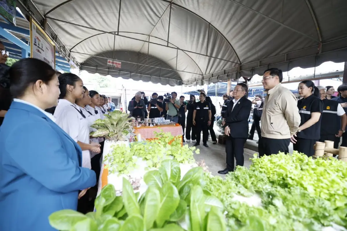 ศธ. พร้อม สพฐ. ลงพื้นที่กาญจนบุรี เดินหน้าแก้หนี้ครู-ผลักดันโรงเรียนคุณภาพ