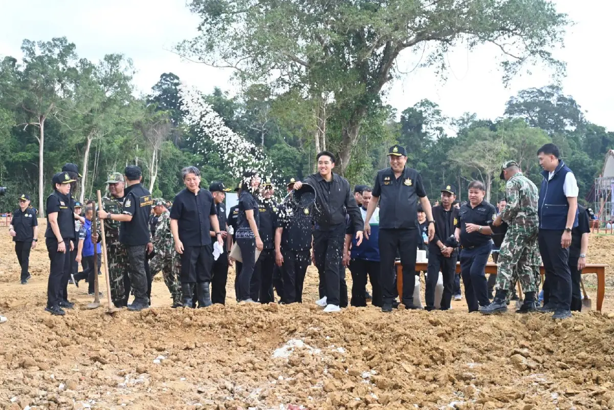 “รมว.สุชาติ” ลุยจันทบุรี เติมน้ำกว่า 2,500 ไร่ ให้ภาคการเกษตรและสัตว์ป่า