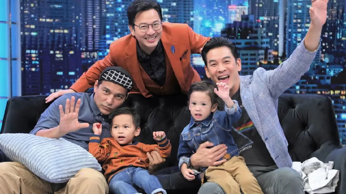 ภาพบีบหัวใจ "น้องโพธิ์" กอด "น้องมิก้า" ในวันที่สูญเสียครั้งใหญ่
