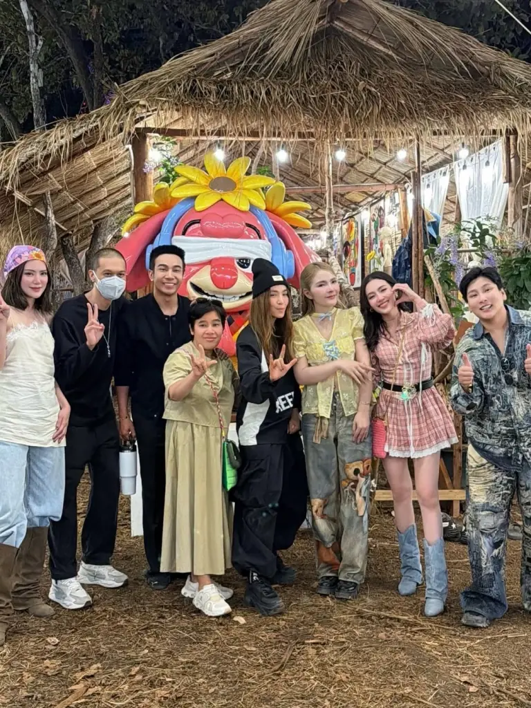 สนิทแน่นแฟ้น นางเอกสาวซุปตาร์ จัดหนักเปย์ของหรูให้ ก้อง ห้วยไร่