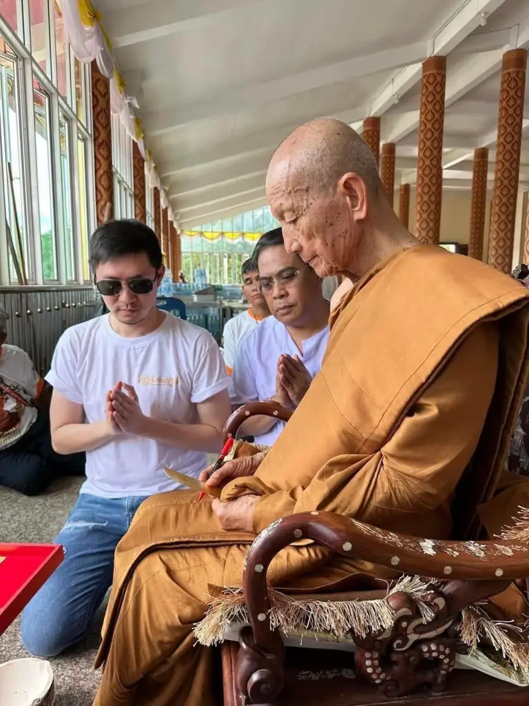 สิ้น หลวงปู่จื่อ พันธมุตโต เกจิดังแดนอีสาน มรณภาพแล้ว