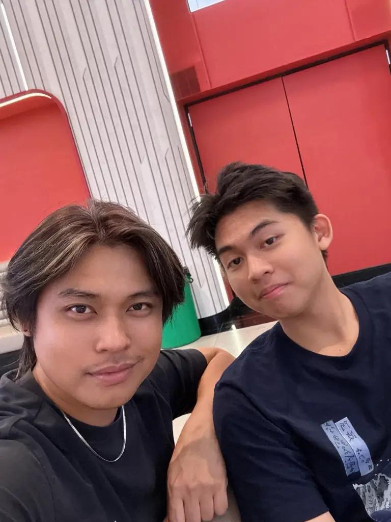 นักร้องดัง อวดภาพล่าสุดลูกชายคนเล็ก โตเป็นหนุ่มเต็มตัวแล้ว