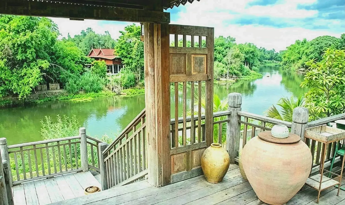 ฮือฮา ประกาศขายบ้านเรือนไทย โลเคชั่นดัง เห็นราคาร้องว้าว