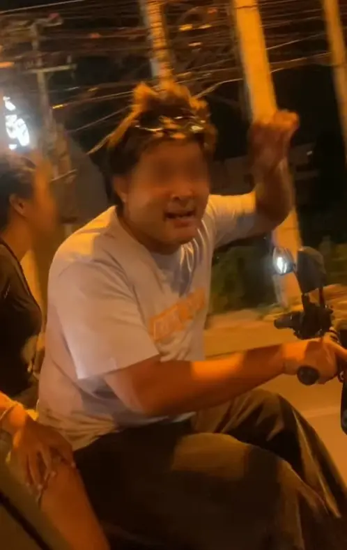 หนุ่มสลิ้งแตก เล่าเหตุการณ์ก่อนสติหลุด ถุยน้ำลายใส่รถเบนซ์