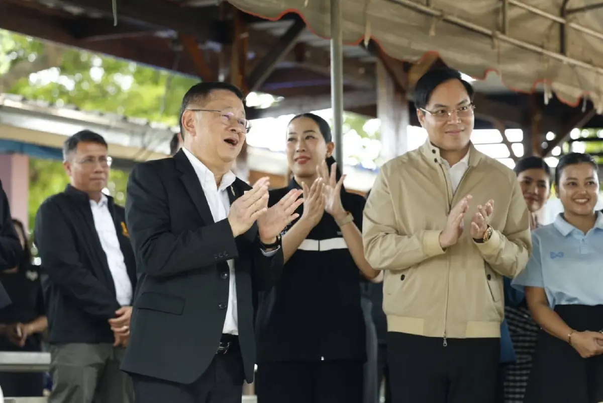 ศธ. พร้อม สพฐ. ลงพื้นที่กาญจนบุรี เดินหน้าแก้หนี้ครู-ผลักดันโรงเรียนคุณภาพ