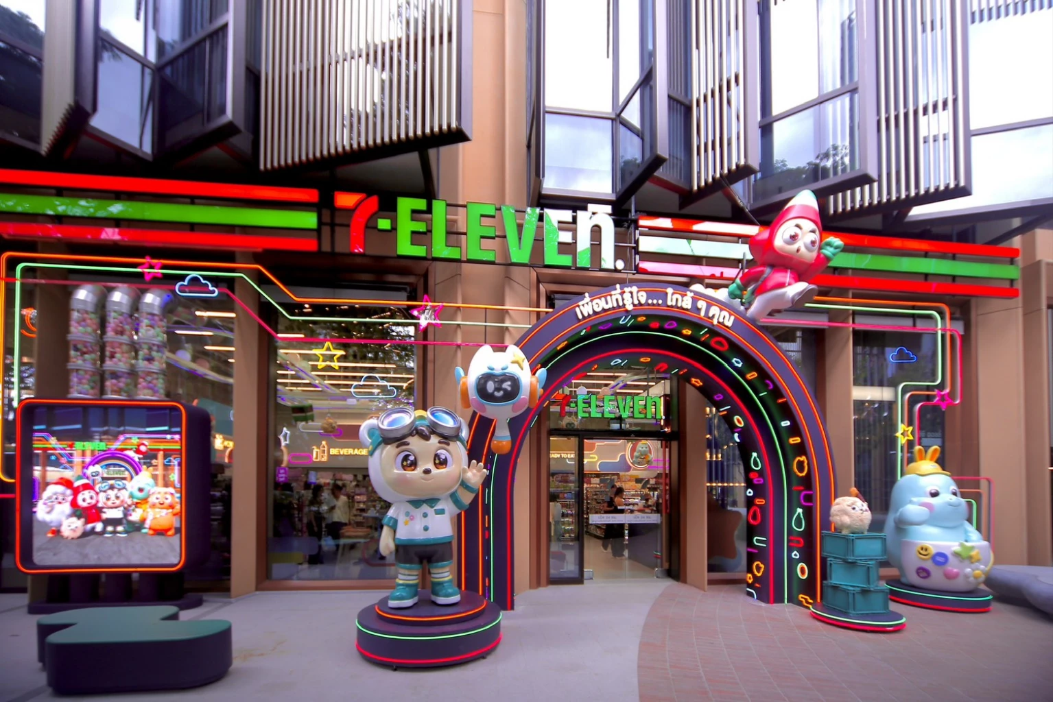 7-11 เปิดประสบการณ์ใหม่กับ Character-Themed Store สาขา Festie Town, Happitat
