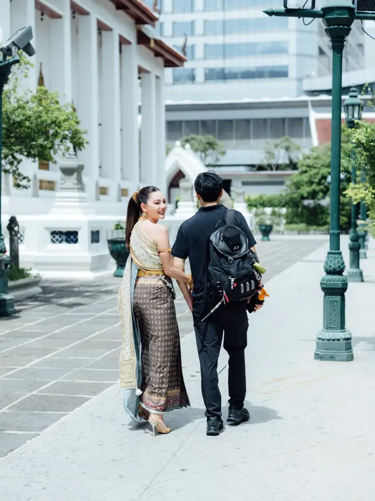 กลิ่นวิวาห์ลอยมา ดิว อริสรา สวมชุดไทยสง่างาม แฟนๆ แห่ลุ้นข่าวใหญ่